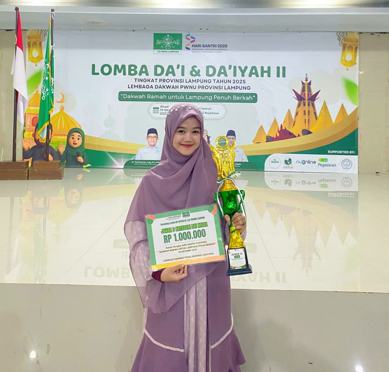 Torehkan Prestasi, Mahasiswi UIN Raden Intan Lampung Raih Juara III Da’i Muda se-Lampung 2025